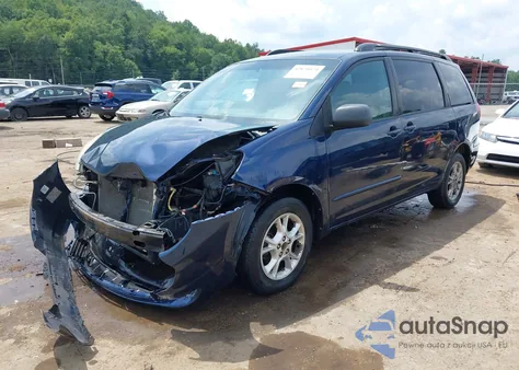 2004 Toyota Sienna Le z USA, uszkodzony, nr VIN 5TDBA23CX4S007676